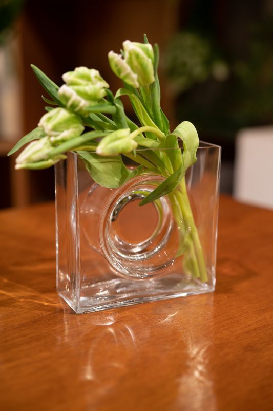christiantortuクリスチャントルチュ フラワーベース 花瓶 - 花瓶 